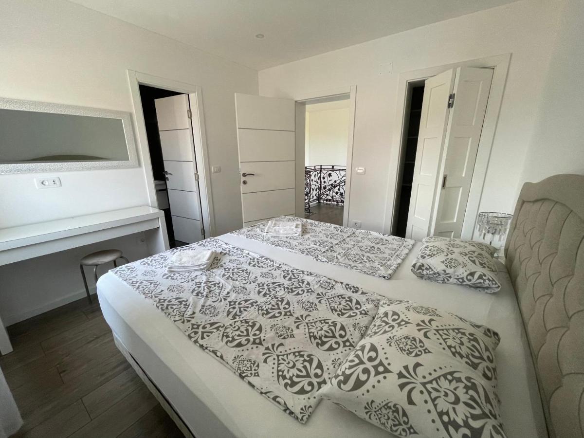 Vila Softic Azra Umag Exterior foto